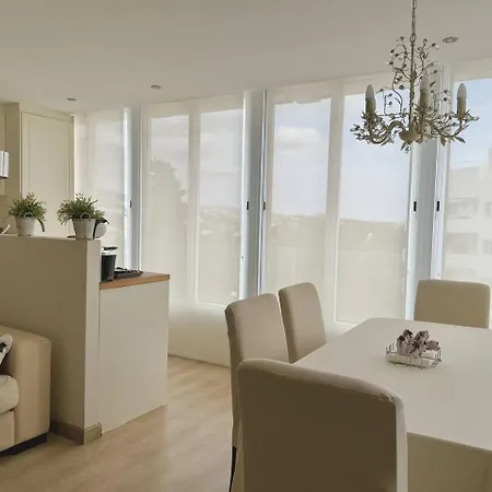 3 Bedroom Apartment Bahia De Marbella شقة ماربيا
