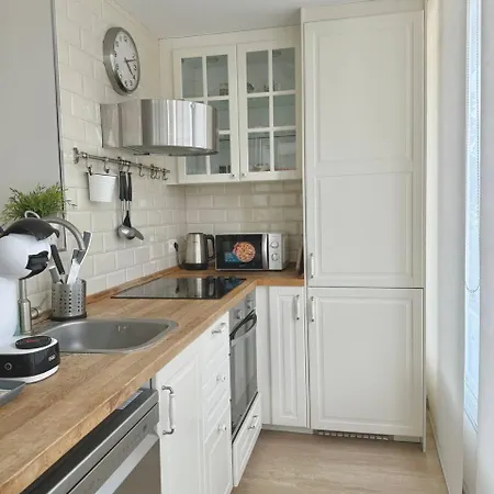 3 Bedroom Apartment Bahia De Marbella شقة ماربيا