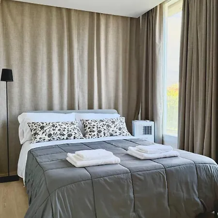 3 Bedroom Apartment Bahia De Marbella شقة ماربيا